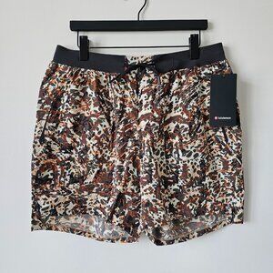 NWT LULULEMON CCNI Multicolor License To Train Shorts 7" Linerless Men's Medium